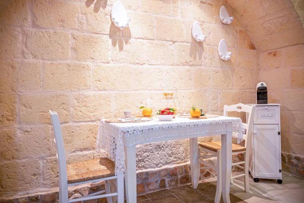 Appartamento Borgo Antico-Centro Storico Casa Ventosa Oria  Esterno foto